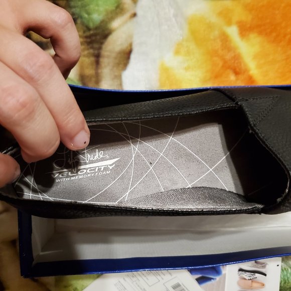 Life Stride Heidi Black Floater New in Box - Picture 3 of 4